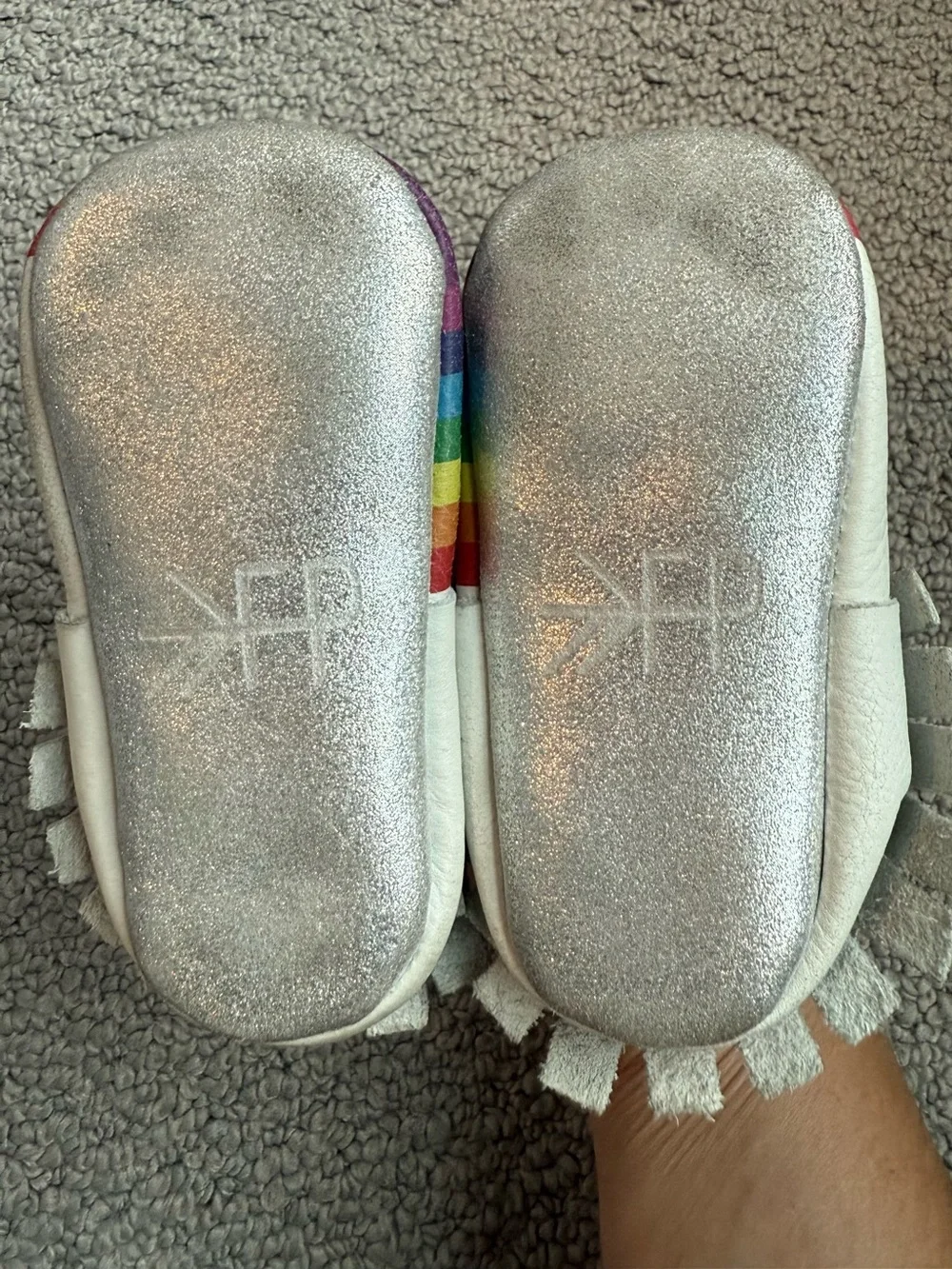 Freshly Picked Moccasins Rainbows Leather Baby soft sole Shoes Size 4